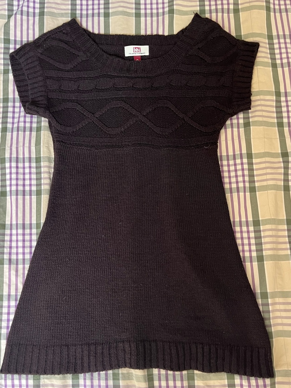 Vintage Y2K L.E.I. Chocolate Cable Knit Short Sleeve Tunic Top / Mini Sweater